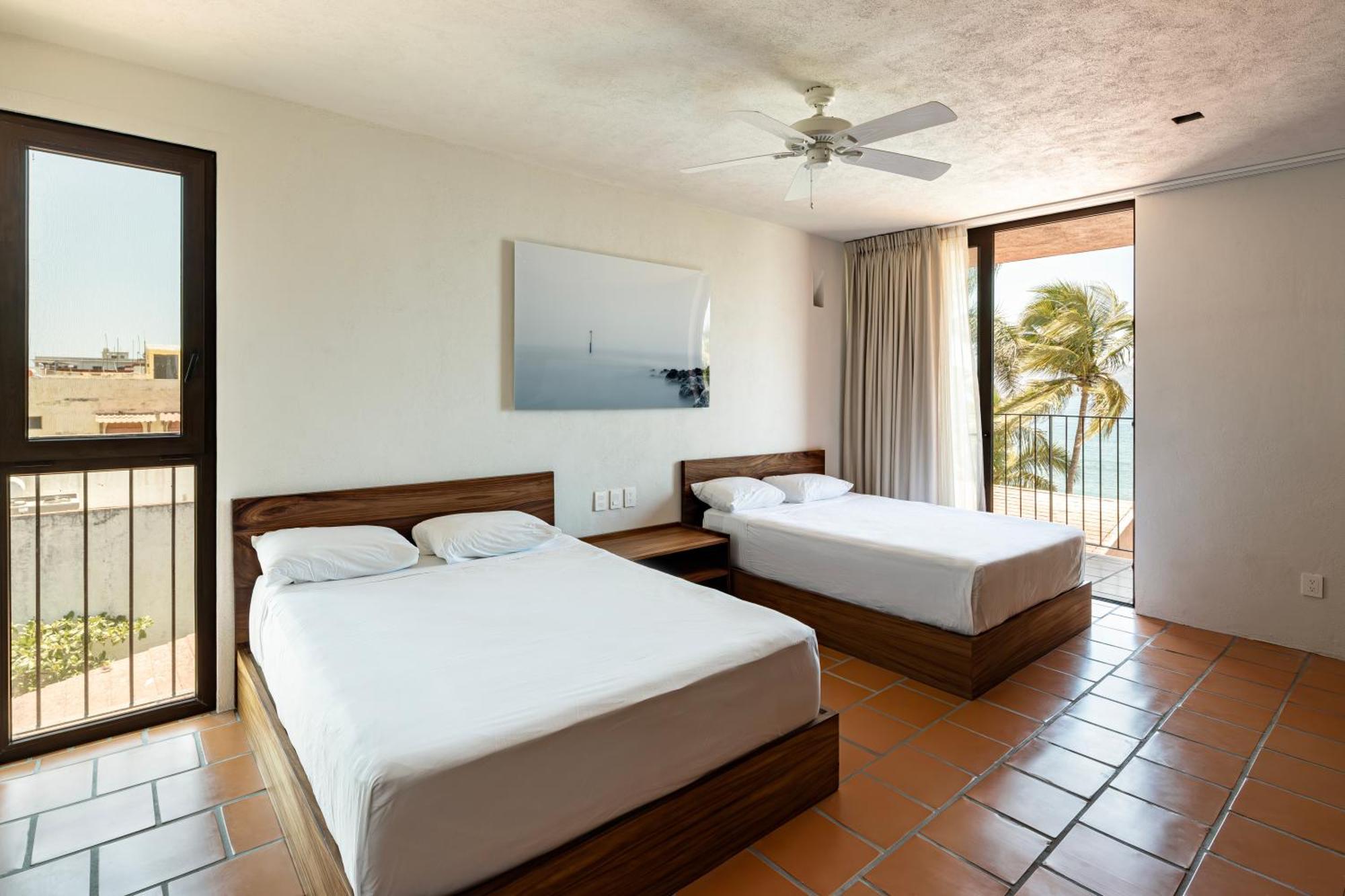 Hotel Aurelia San Patricio Melaque Bagian luar foto